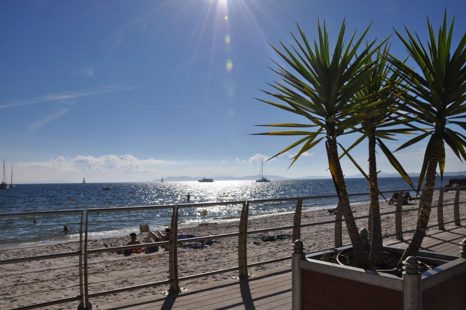Sejour Au Port Apartman Hyères Kültér fotó