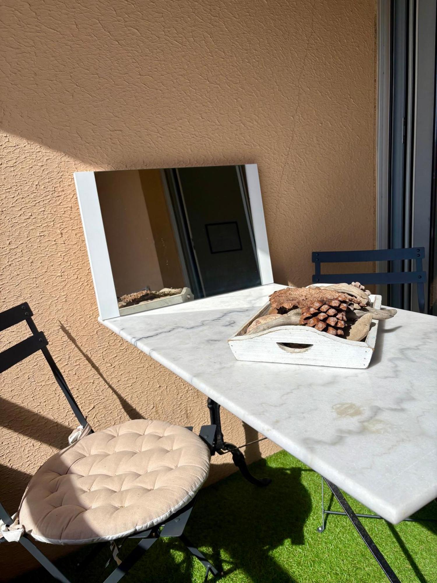 Sejour Au Port Apartman Hyères Kültér fotó