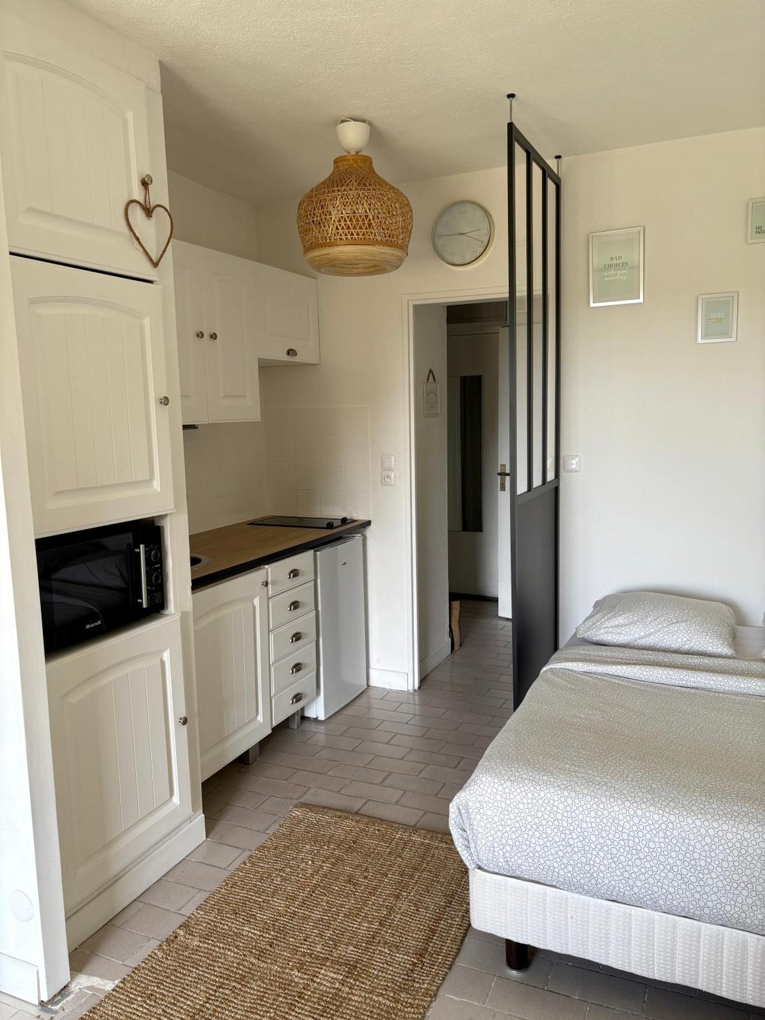 Sejour Au Port Apartman Hyères Kültér fotó