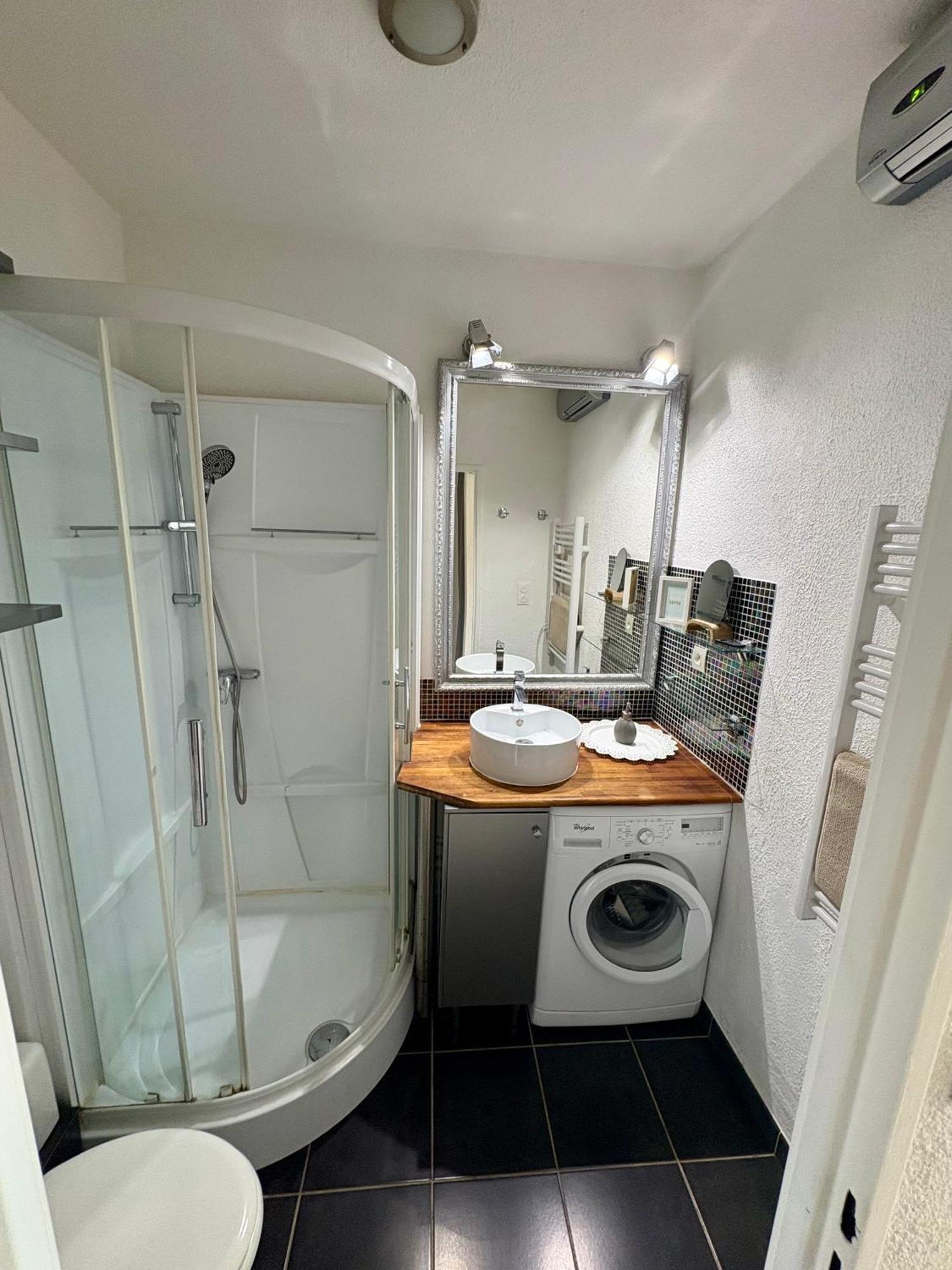 Sejour Au Port Apartman Hyères Kültér fotó